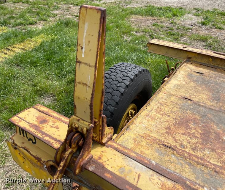 image for item MJ9626 1948 Steelwell  pole trailer