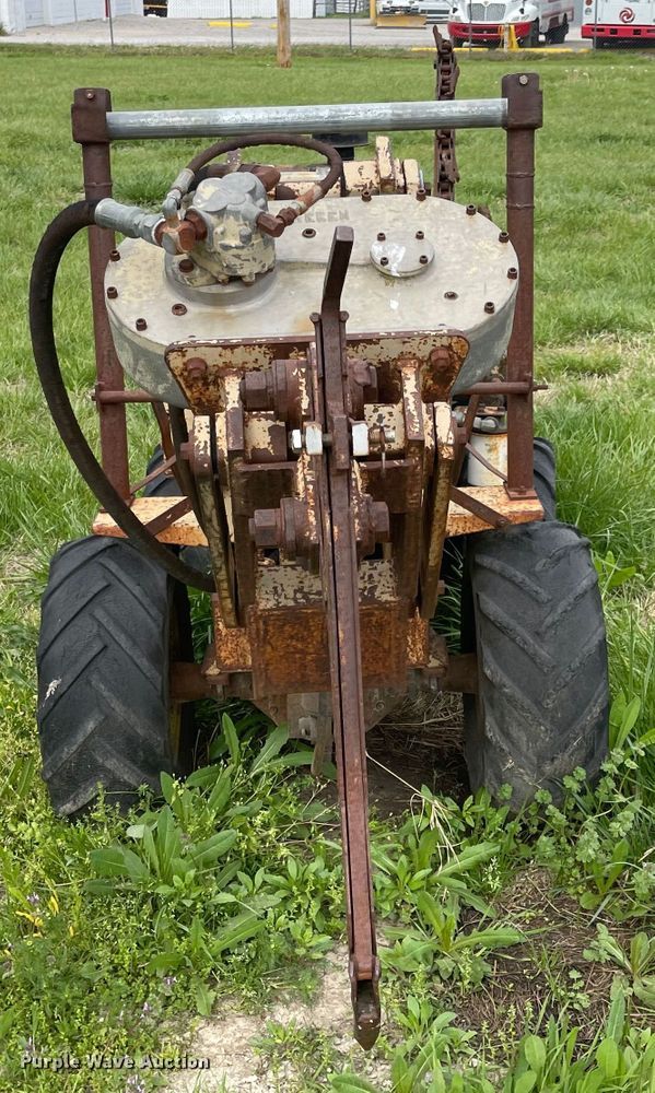 image for item MJ9628 Trencher