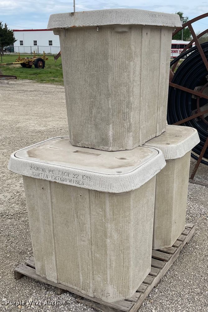 image for item MJ9630 (3) tier 22 underground enclosures