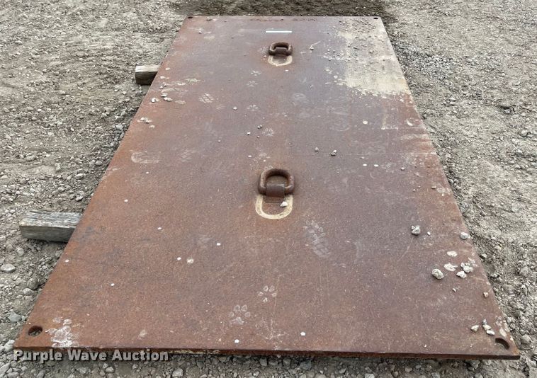 image for item MJ9635 (2) steel road plates