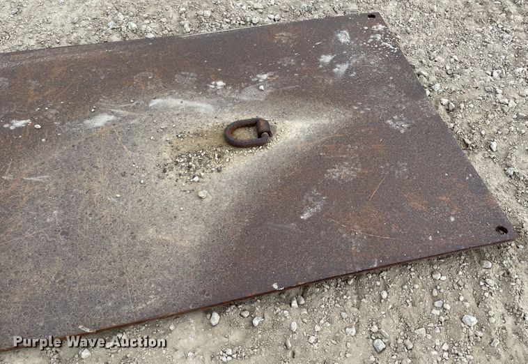 image for item MJ9635 (2) steel road plates