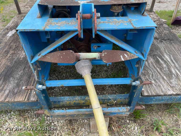 image for item MJ9636 Goossen  bale chopper