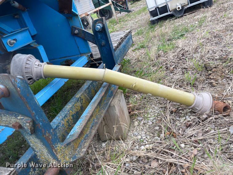 image for item MJ9636 Goossen  bale chopper