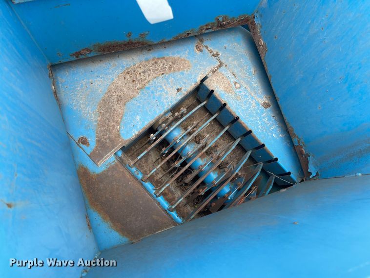 image for item MJ9636 Goossen  bale chopper