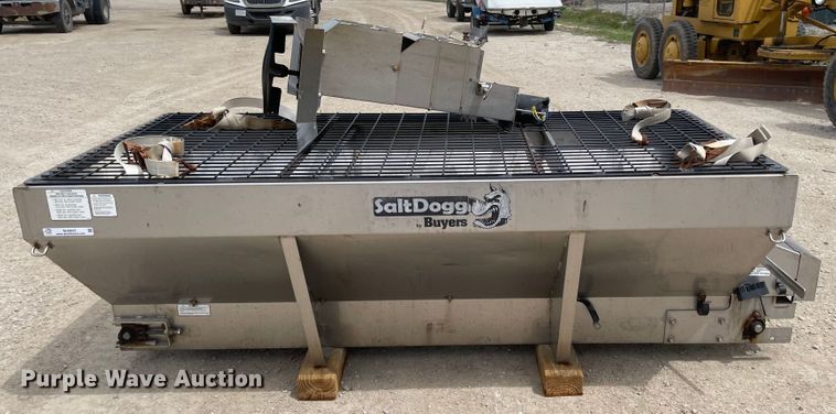 image for item MJ9637 Salt Dogg  spreader