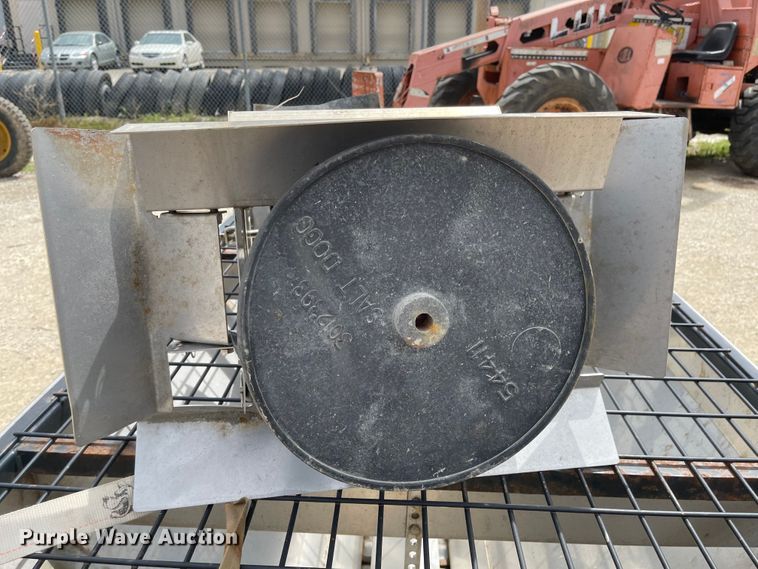 image for item MJ9637 Salt Dogg  spreader