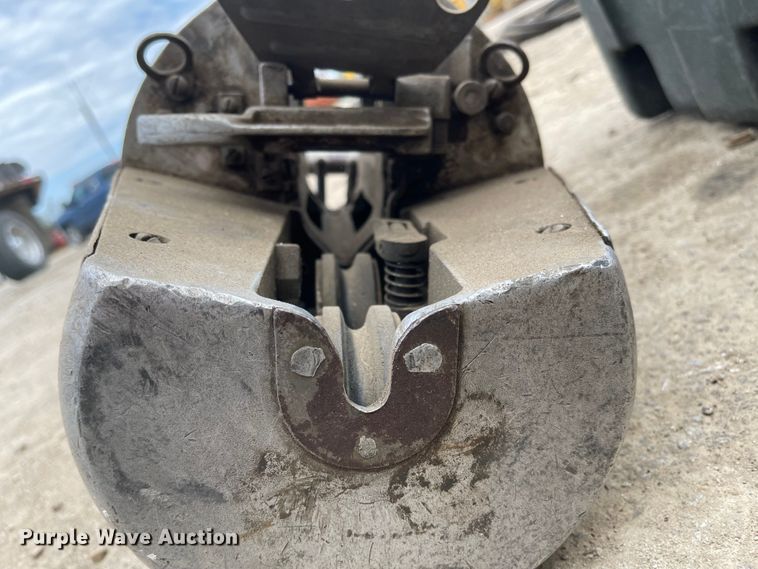 image for item MJ9640 (2) cable lashers