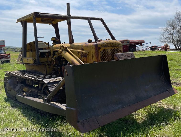 image for item MJ9645 1950 Caterpillar D6  dozer