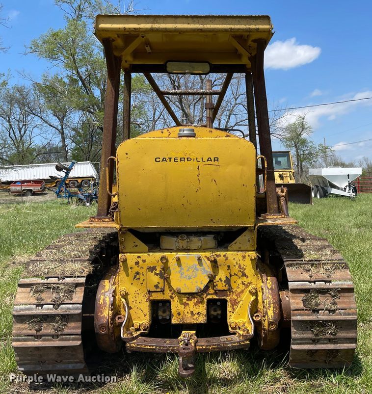 image for item MJ9645 1950 Caterpillar D6  dozer