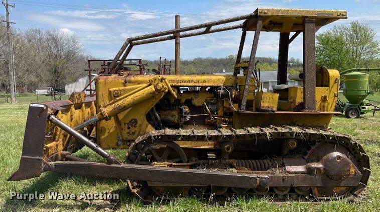 image for item MJ9645 1950 Caterpillar D6  dozer