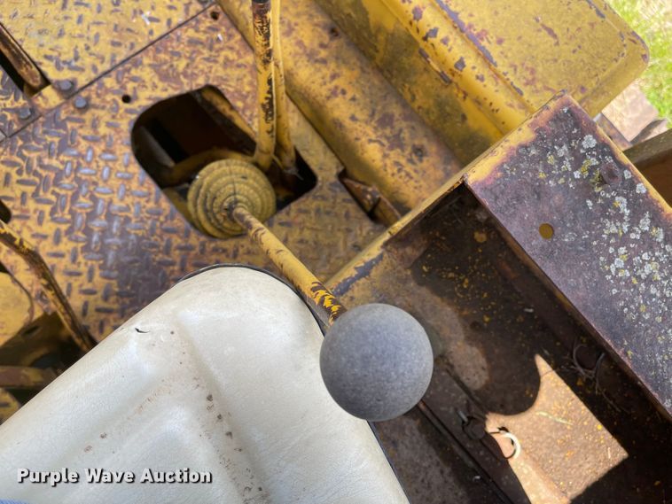 image for item MJ9645 1950 Caterpillar D6  dozer