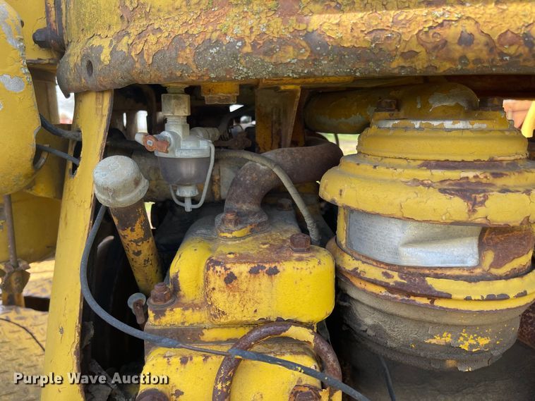 image for item MJ9645 1950 Caterpillar D6  dozer