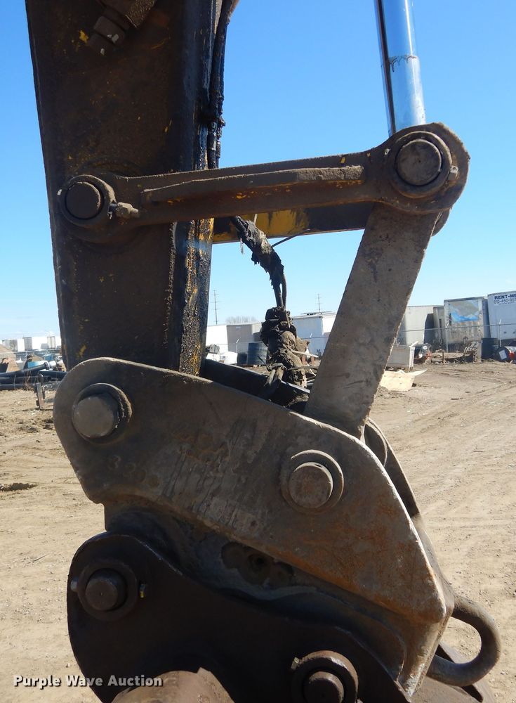 image for item MY9002 2006 Kobelco SK210LC  excavator