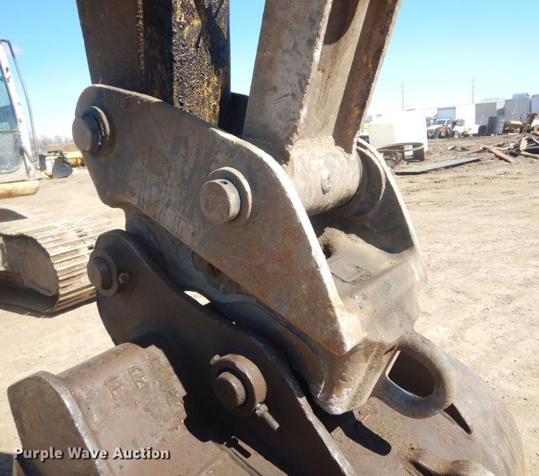 image for item MY9002 2006 Kobelco SK210LC  excavator