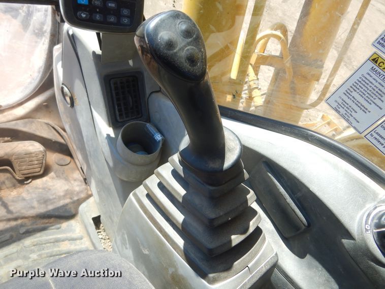 image for item MY9002 2006 Kobelco SK210LC  excavator