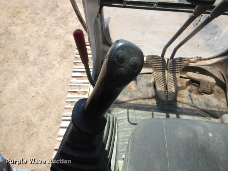image for item MY9002 2006 Kobelco SK210LC  excavator