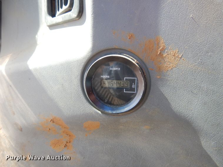 image for item MY9002 2006 Kobelco SK210LC  excavator