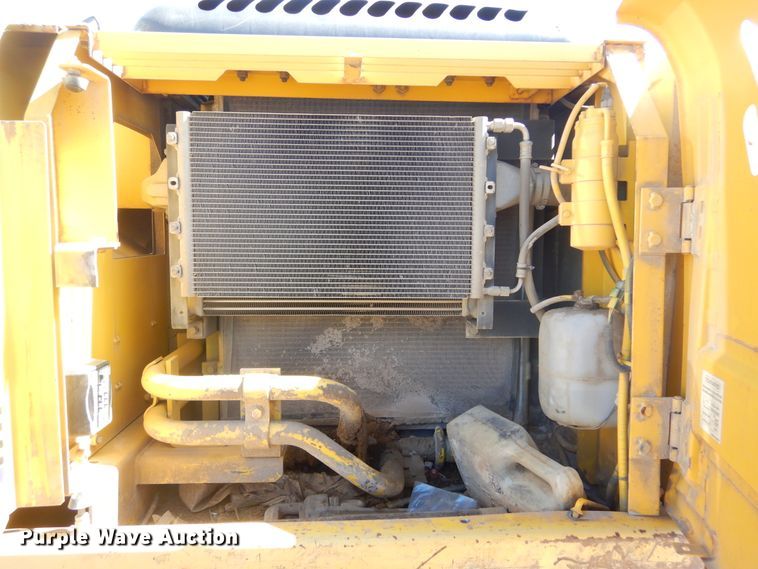 image for item MY9002 2006 Kobelco SK210LC  excavator