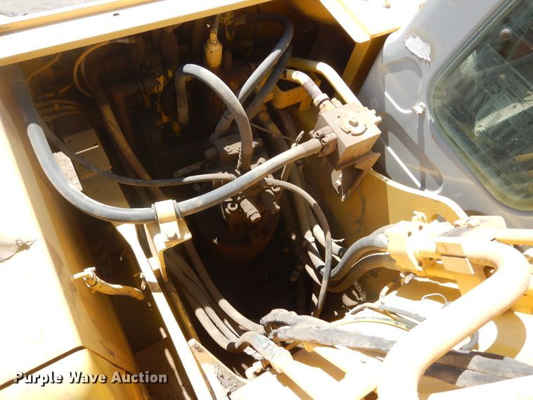 image for item MY9002 2006 Kobelco SK210LC  excavator