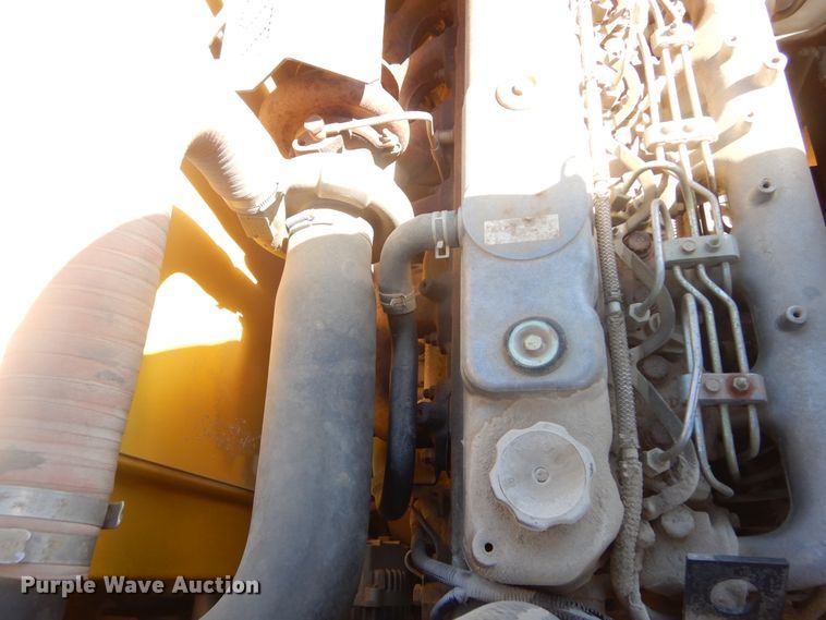 image for item MY9002 2006 Kobelco SK210LC  excavator