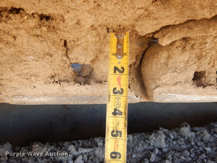 image for item MY9002 2006 Kobelco SK210LC  excavator