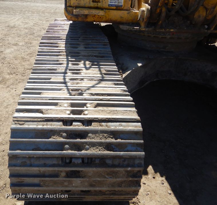 image for item MY9002 2006 Kobelco SK210LC  excavator