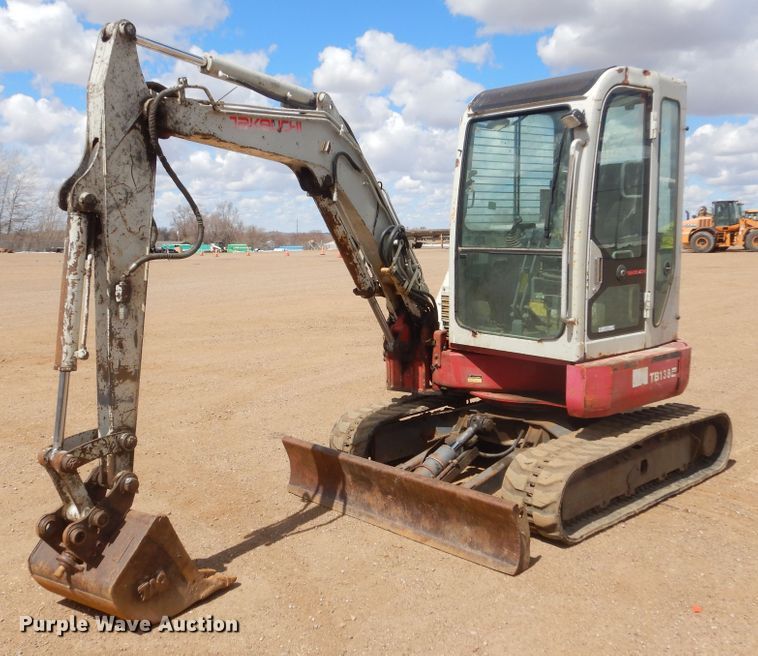 image for item MY9011 2007 Takeuchi TB138FR  mini excavator