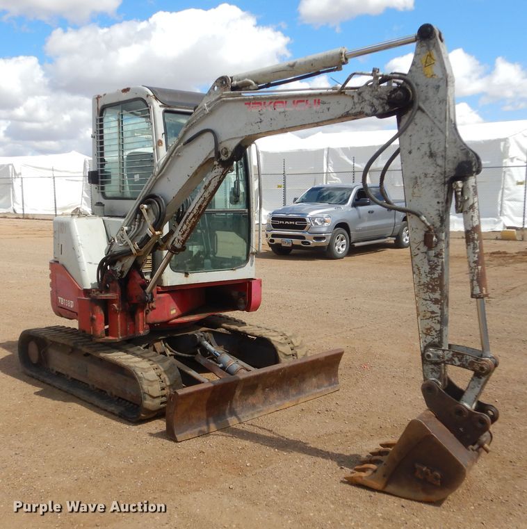 image for item MY9011 2007 Takeuchi TB138FR  mini excavator