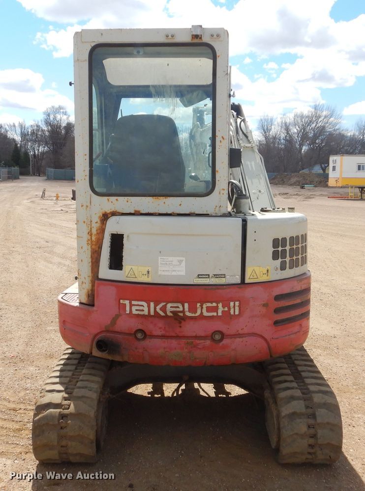image for item MY9011 2007 Takeuchi TB138FR  mini excavator
