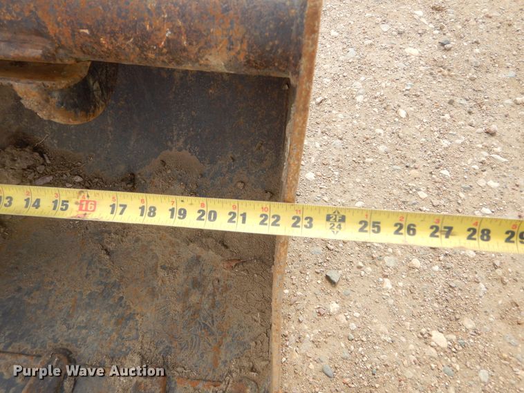 image for item MY9011 2007 Takeuchi TB138FR  mini excavator