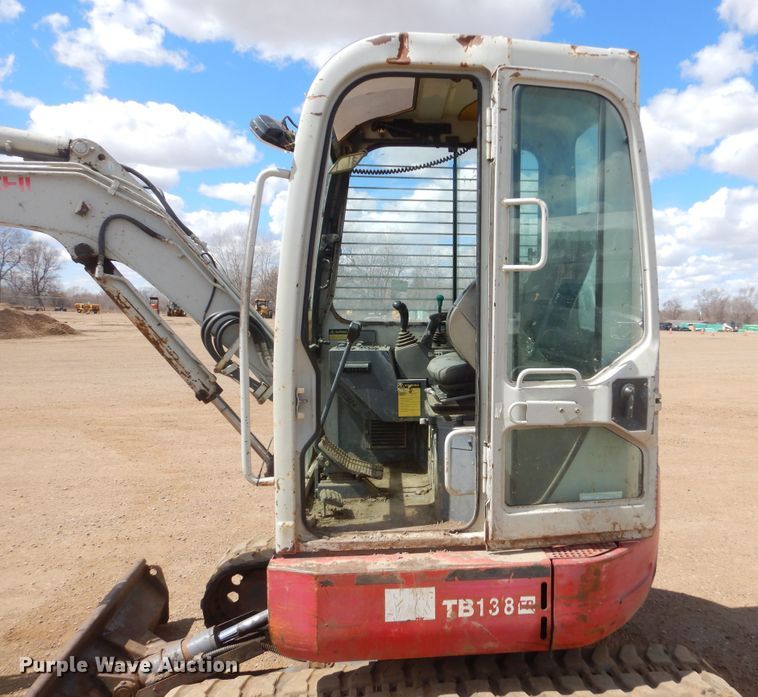 image for item MY9011 2007 Takeuchi TB138FR  mini excavator