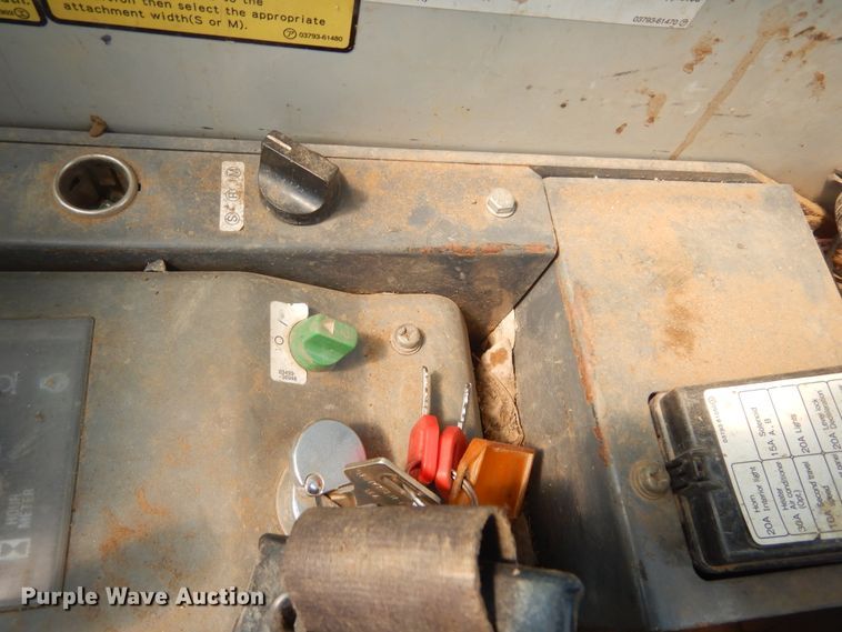 image for item MY9011 2007 Takeuchi TB138FR  mini excavator