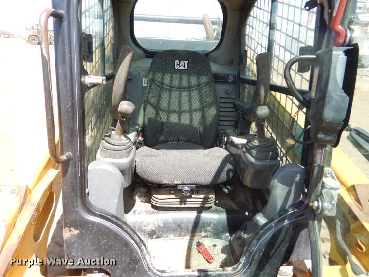 image for item MY9012 2016 Caterpillar 299D2  tracked skid steer loader