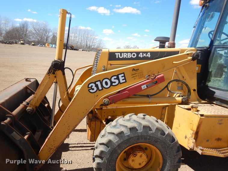 image for item MY9015 1998 John Deere 310SE  backhoe