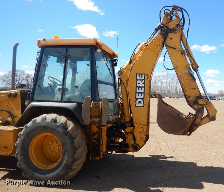 image for item MY9015 1998 John Deere 310SE  backhoe