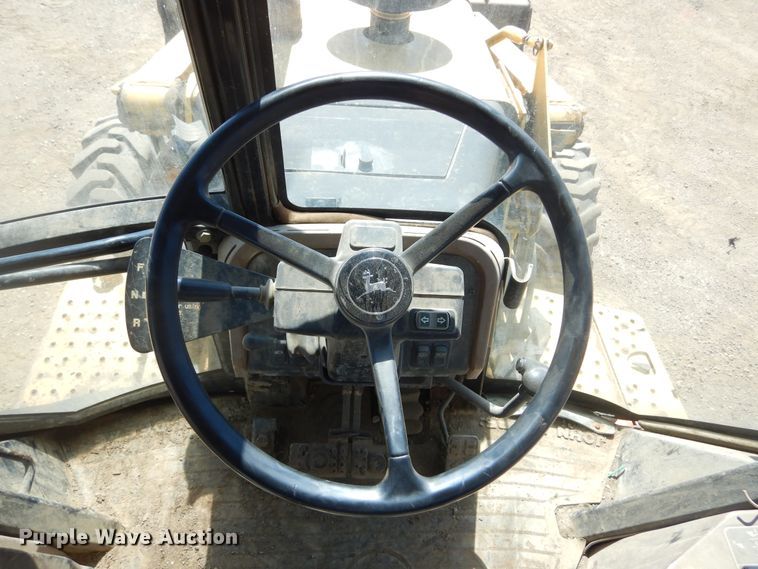 image for item MY9015 1998 John Deere 310SE  backhoe