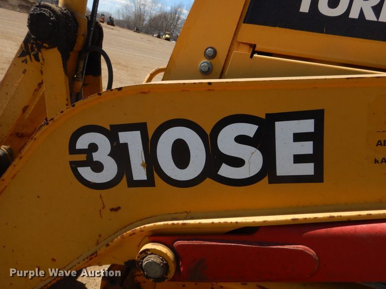 image for item MY9015 1998 John Deere 310SE  backhoe