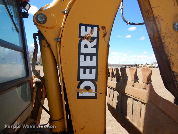 image for item MY9015 1998 John Deere 310SE  backhoe