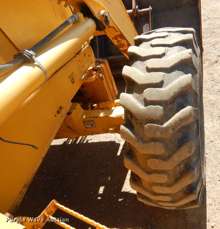 image for item MY9015 1998 John Deere 310SE  backhoe