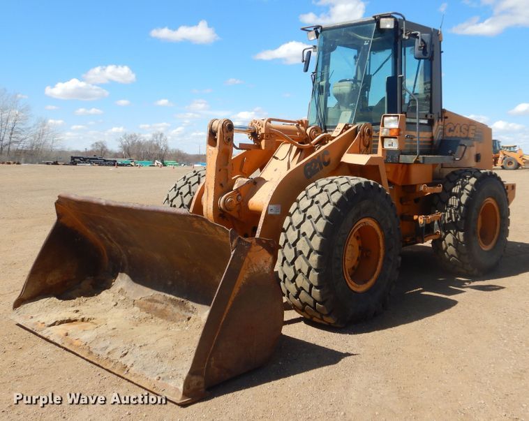 image for item MY9016 2000 Case 621C  wheel loader