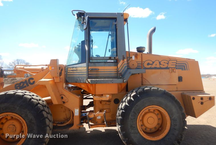 image for item MY9016 2000 Case 621C  wheel loader