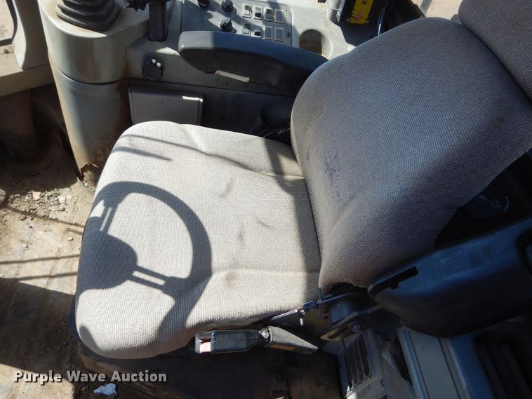 image for item MY9016 2000 Case 621C  wheel loader