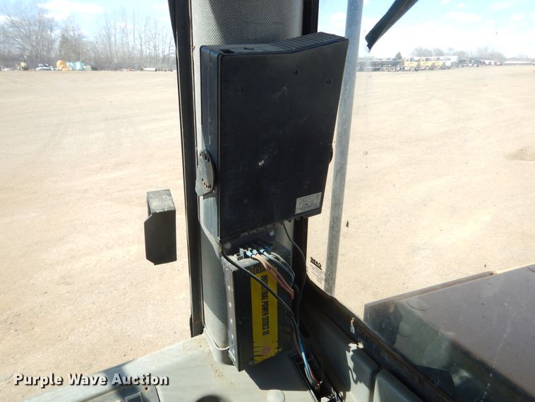 image for item MY9016 2000 Case 621C  wheel loader