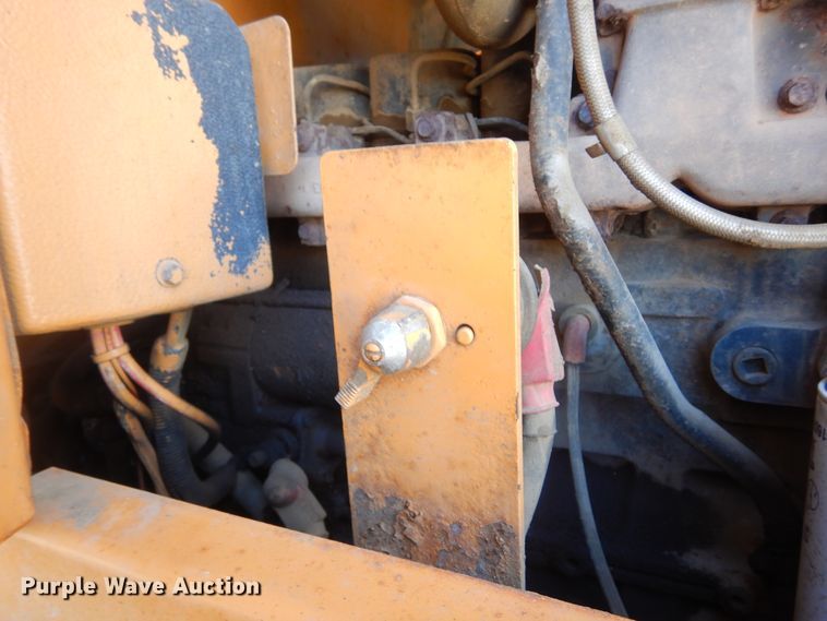 image for item MY9016 2000 Case 621C  wheel loader