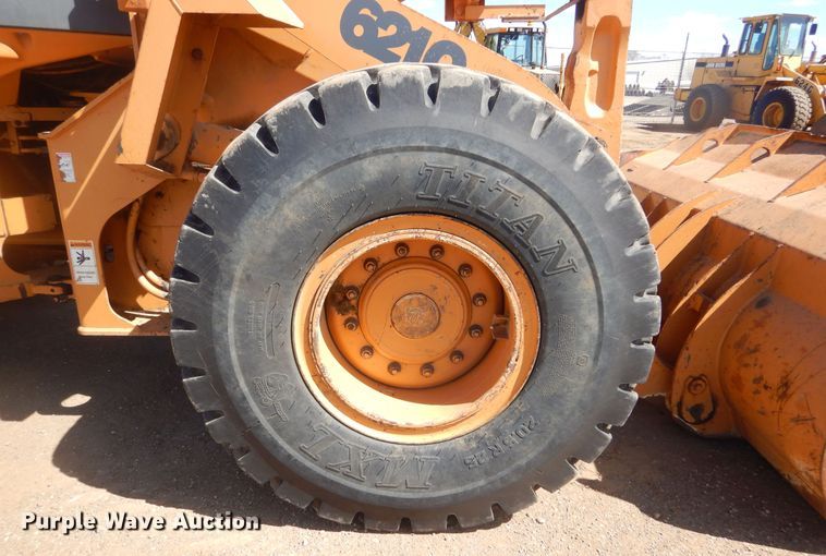 image for item MY9016 2000 Case 621C  wheel loader