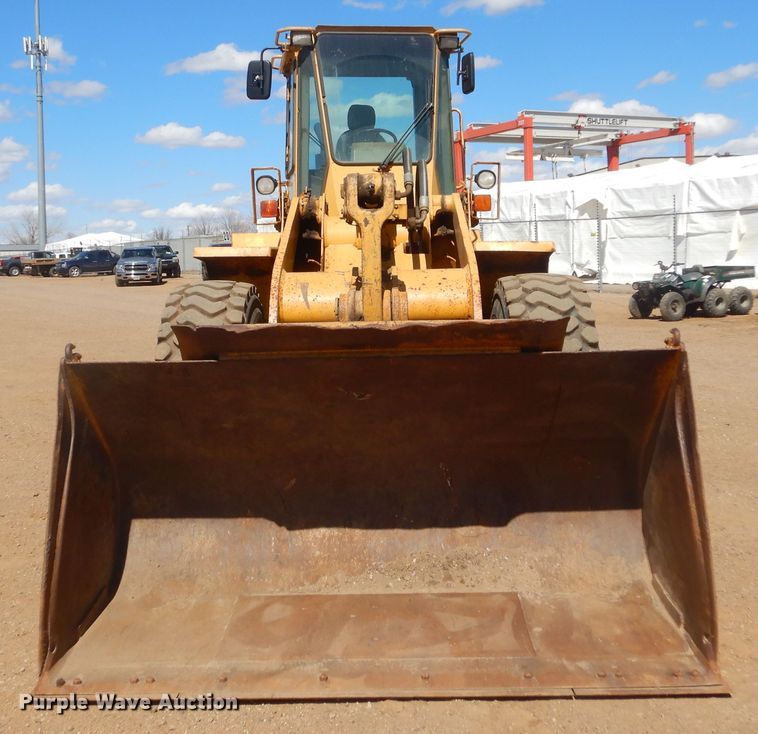 image for item MY9017 John Deere 624G  wheel loader