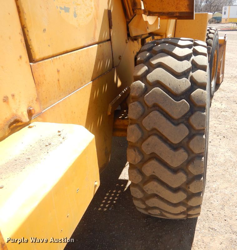 image for item MY9017 John Deere 624G  wheel loader
