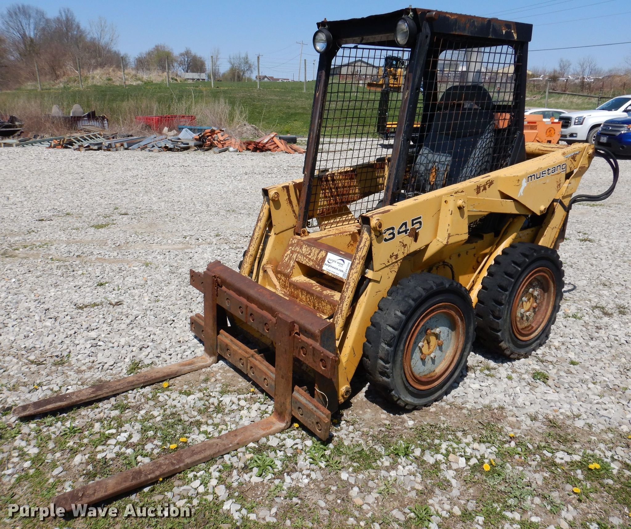 Mustang 345 skid steer loader in Bloomfield, IA Item DA7209 sold