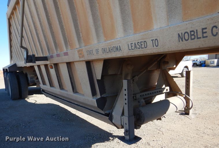 image for item DF0028 2012 Construction Trailer Specialist  bottom dump trailer