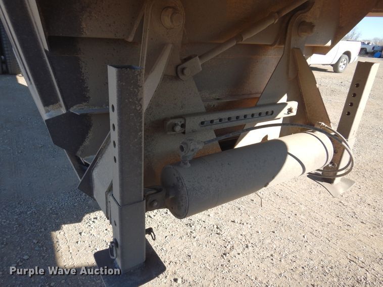 image for item DF0028 2012 Construction Trailer Specialist  bottom dump trailer